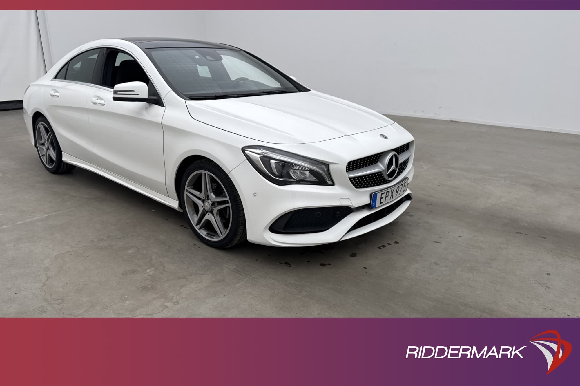 Mercedes-Benz CLA 180 d Coupé AMG Panorama CarPlay Kamera