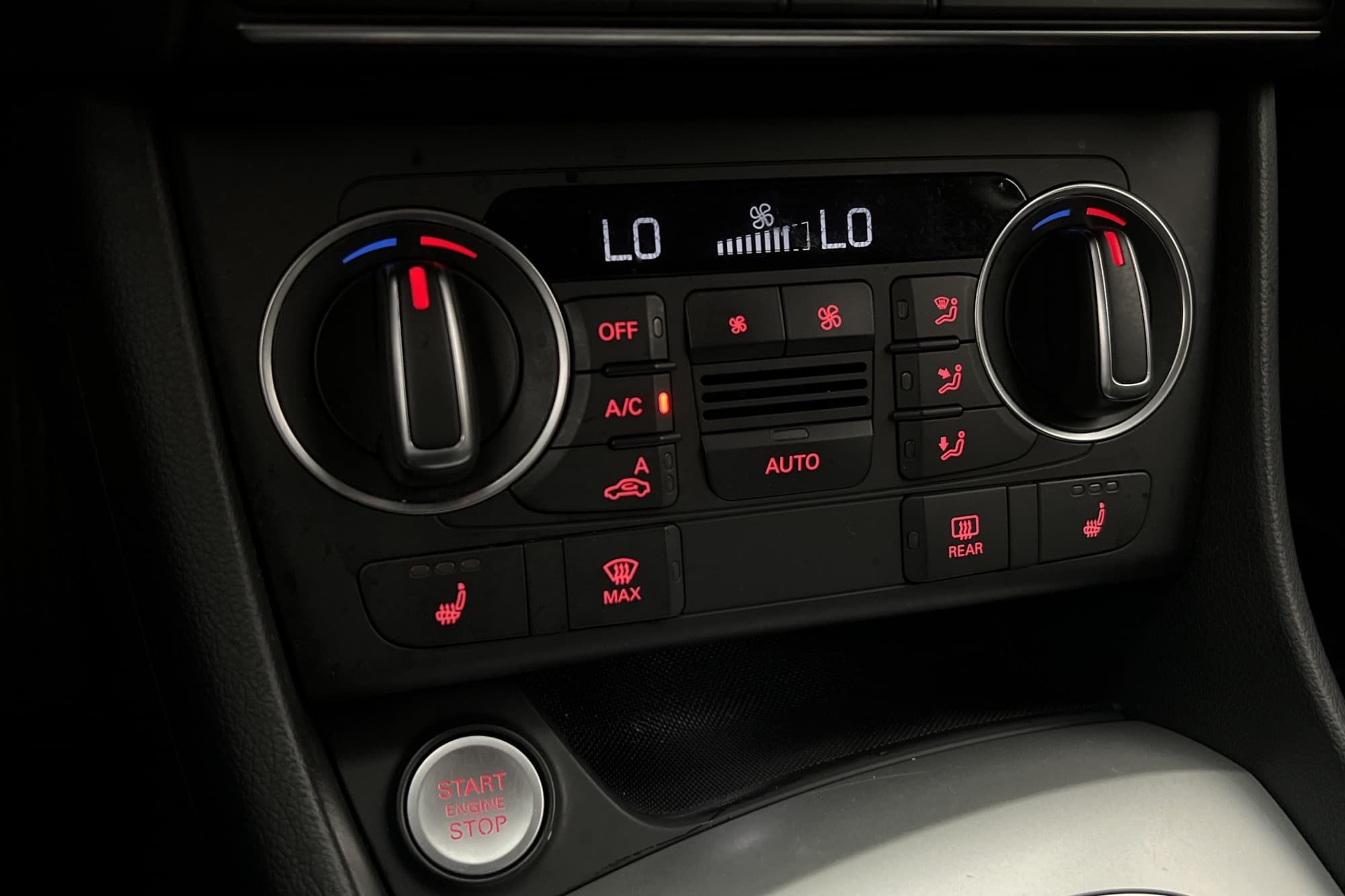 Audi Q3 2.0 TDI 150hk Quattro Sportstolar Keyless P-Sensorer