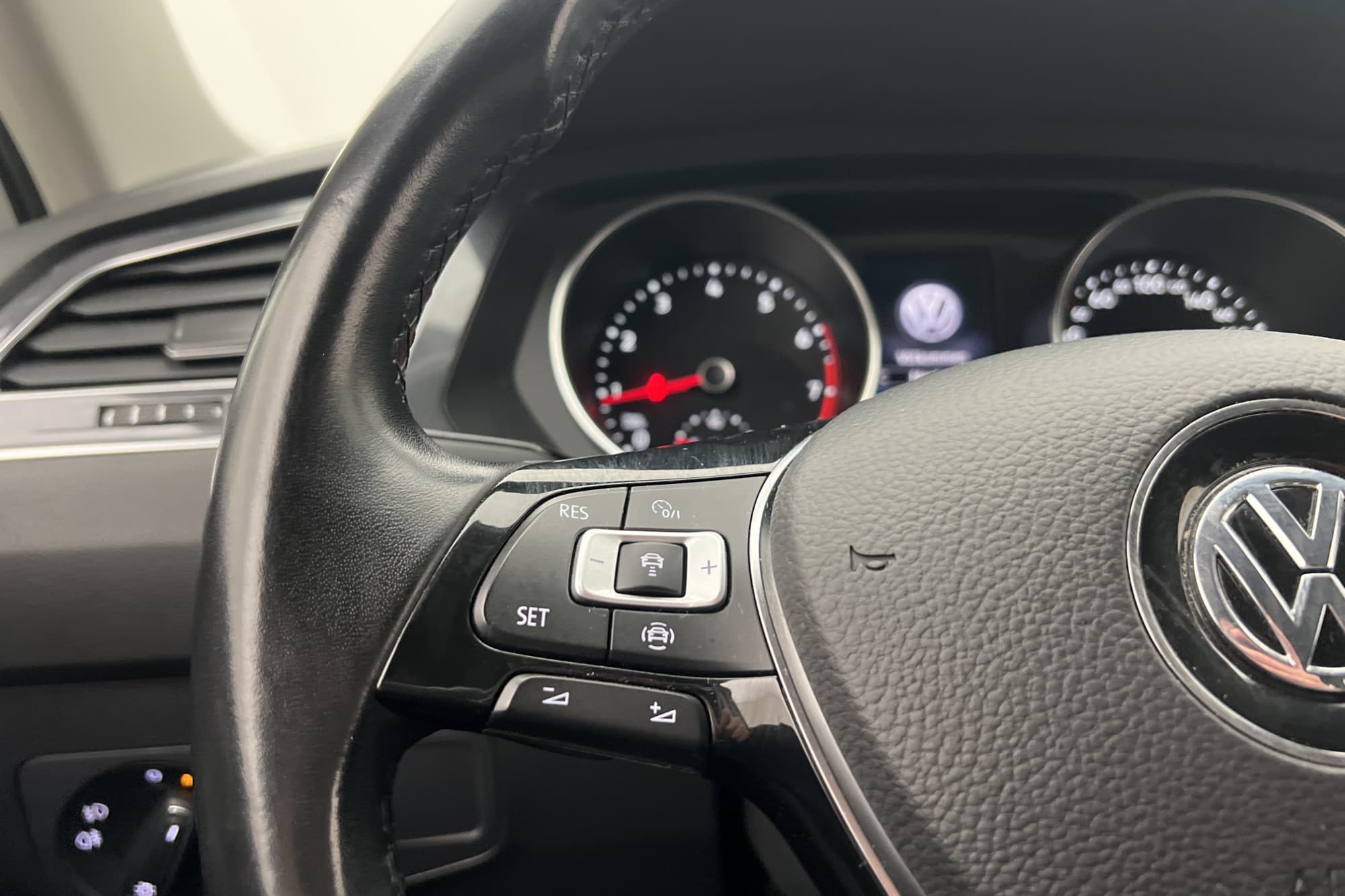 Volkswagen Tiguan Allspace 4M 7 Sits Värmare Dragkrok Kamera