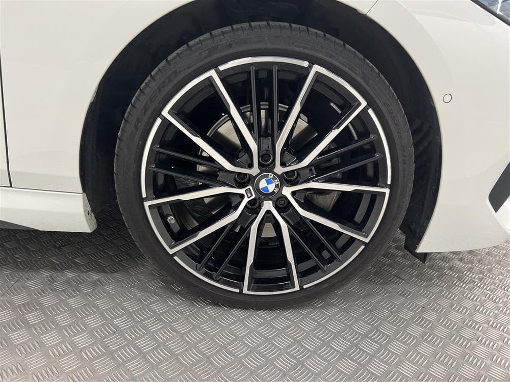 BMW 218d Gran Coupé 150hk M-Sport HiFi Kamera Navi MOMSinteriör