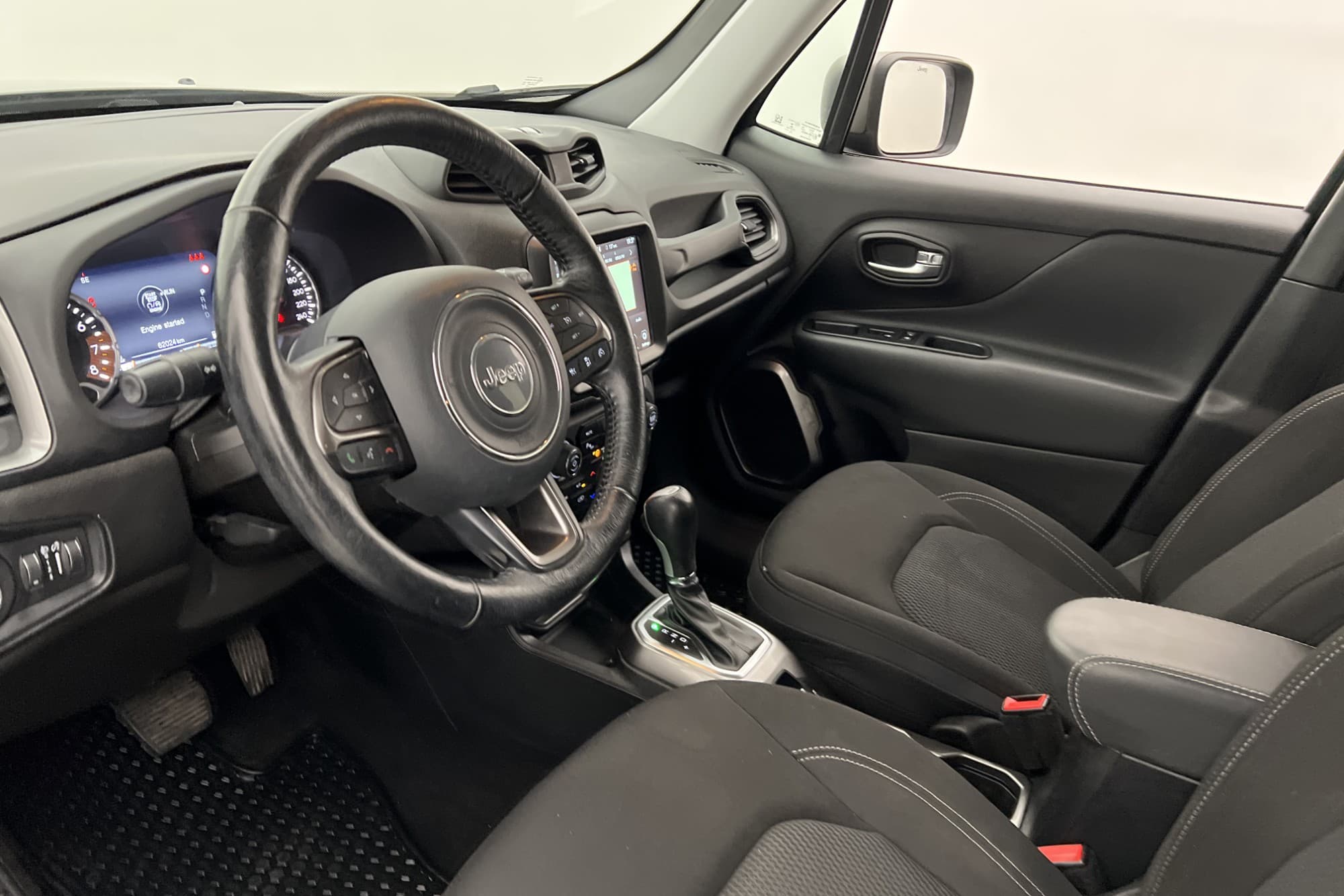 Jeep Renegade 1.3 T-GDi 150hk Limited Navi Drag P-Sensorer
