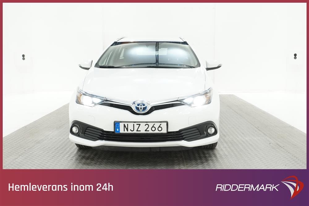 Toyota Auris 1.8 Hybrid Touring 136hk