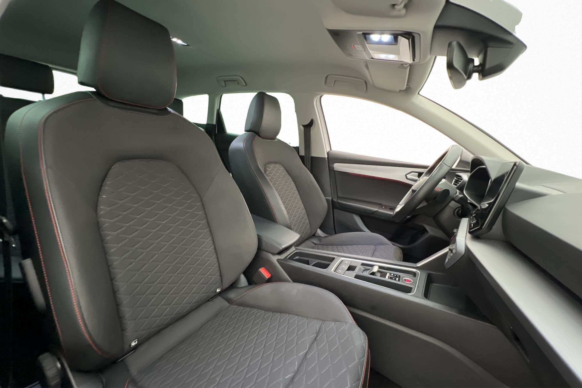 SEAT Leon Sportstourer e-Hybrid FR Drag Kamera Cockpit Navi