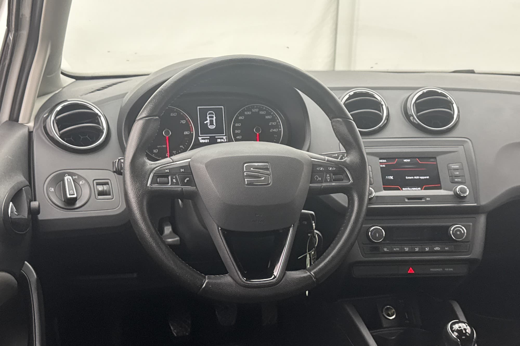 SEAT Ibiza 95hk Style Sensorer Farthåll Låg-Skatt 0.42l/mil