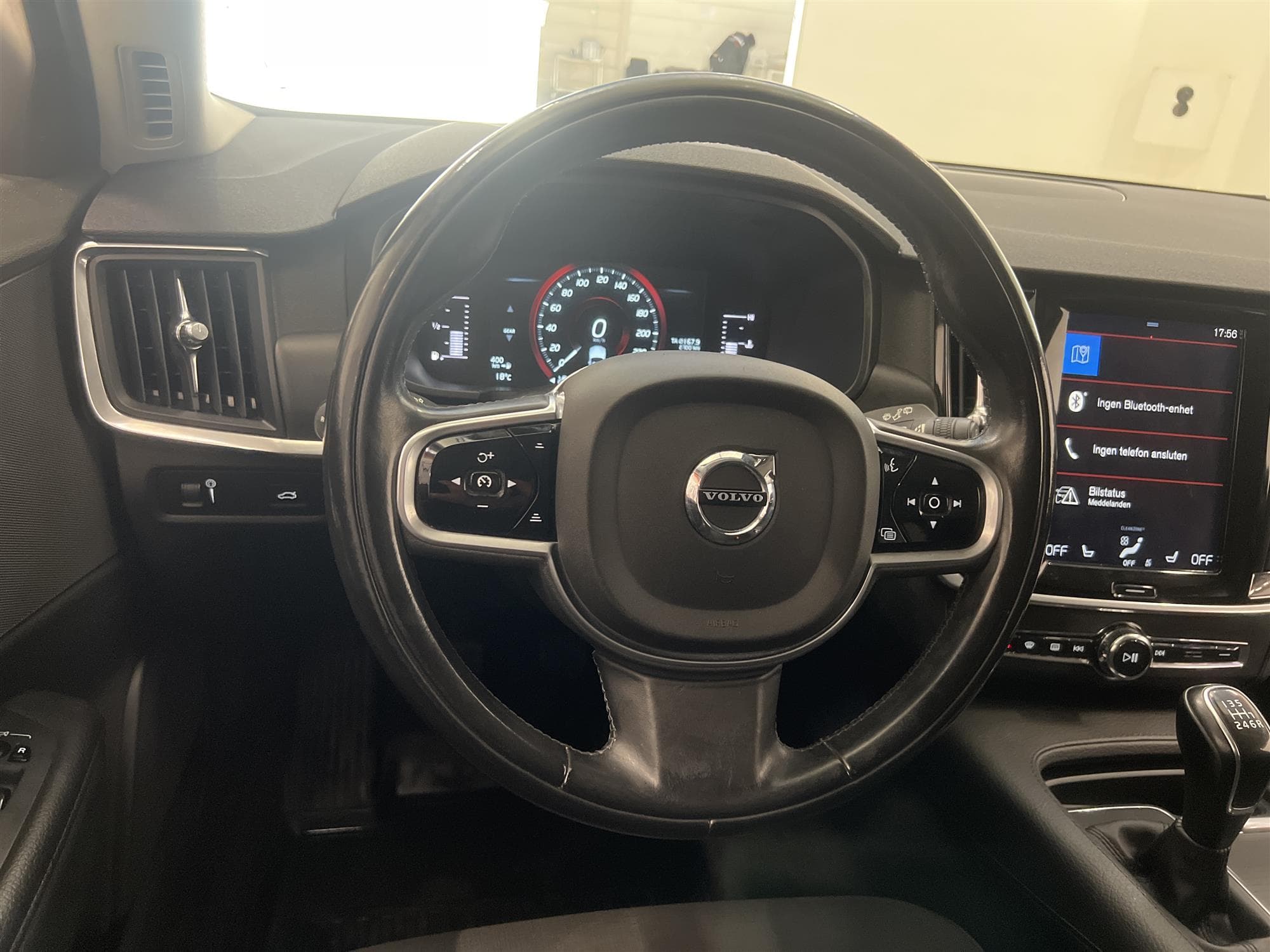 Volvo V90 D3 150hk Kinetic VOC P-värm Drag Välserv 0,64l/mil