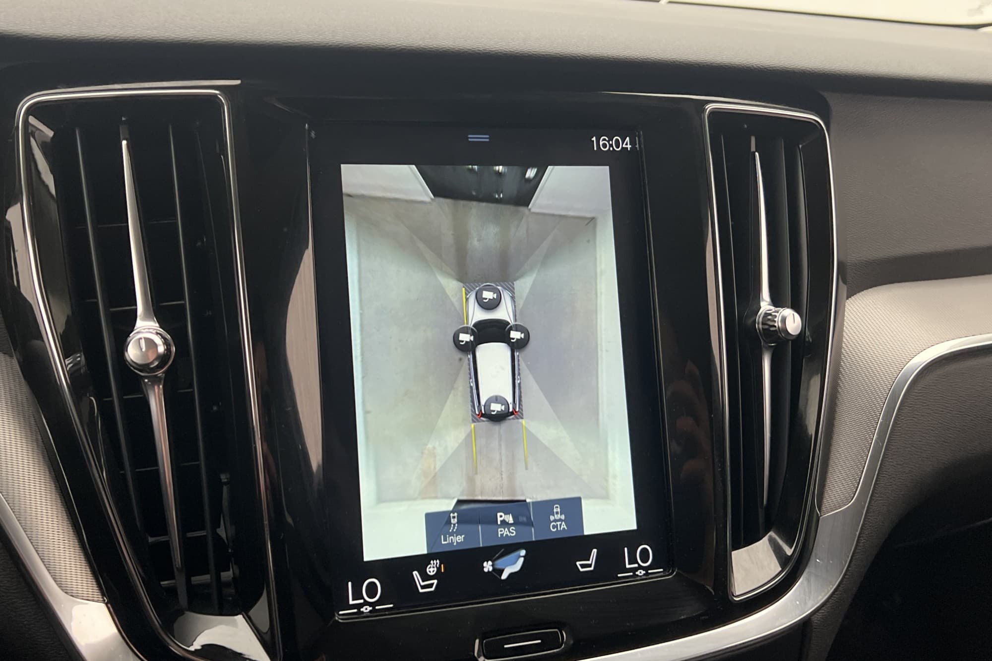 Volvo V60 D4 Inscription VOC Värmare Skinn 360° Rattvärme