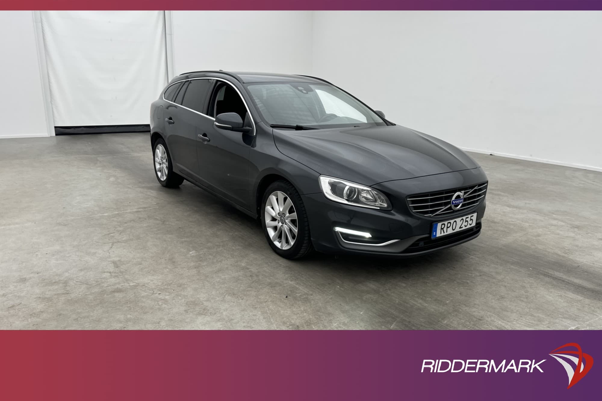 Volvo V60 D4