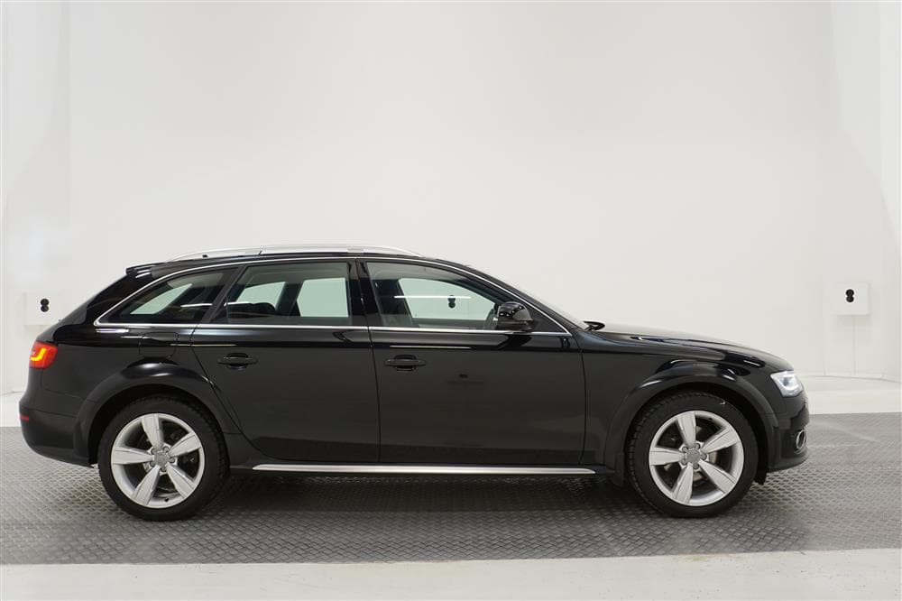 Audi A4 Allroad 2.0 TDI Quattro D-värm Drag 0,51l/Milexteriör