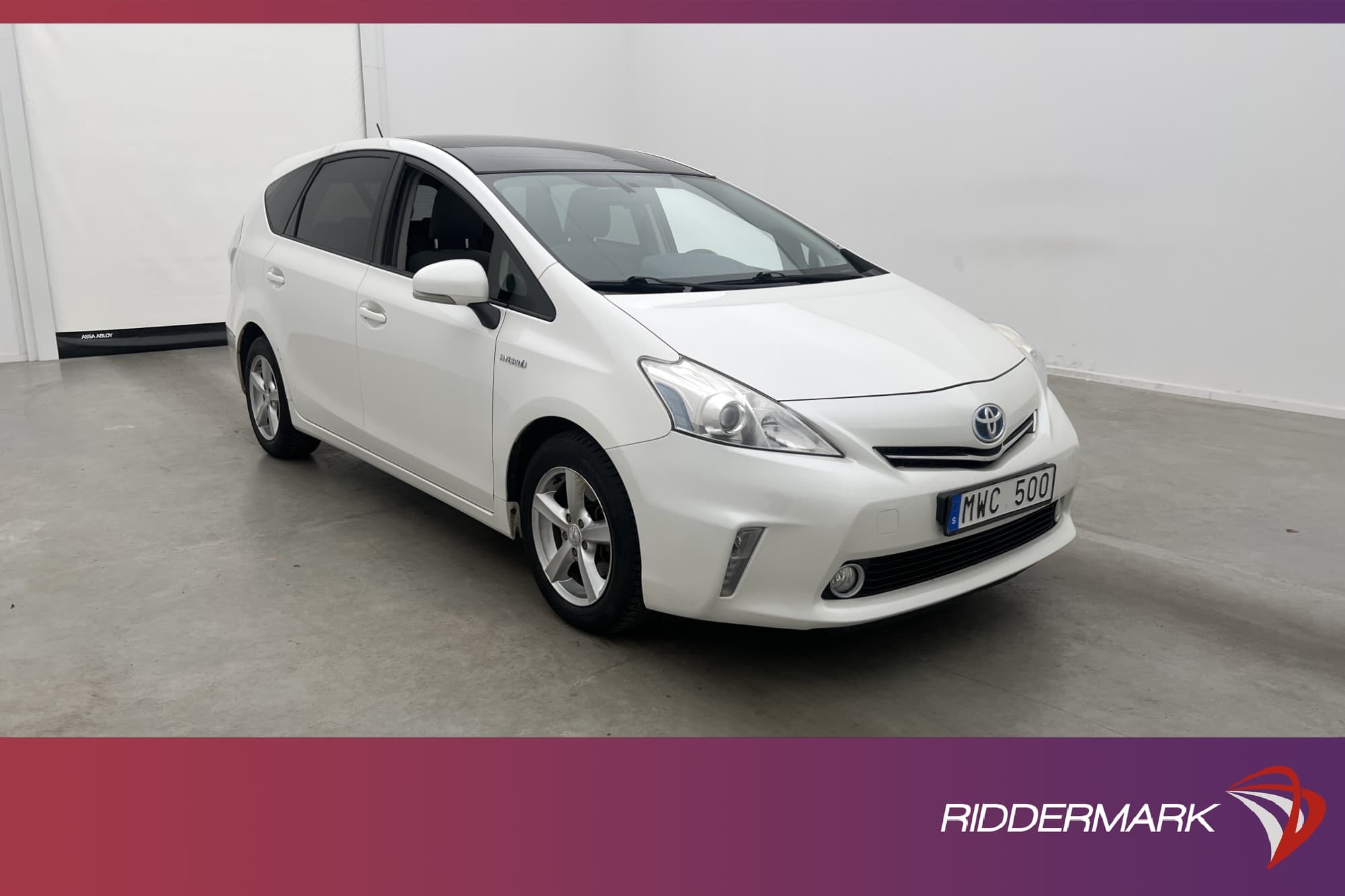 Toyota Prius+ Hybrid 136hk