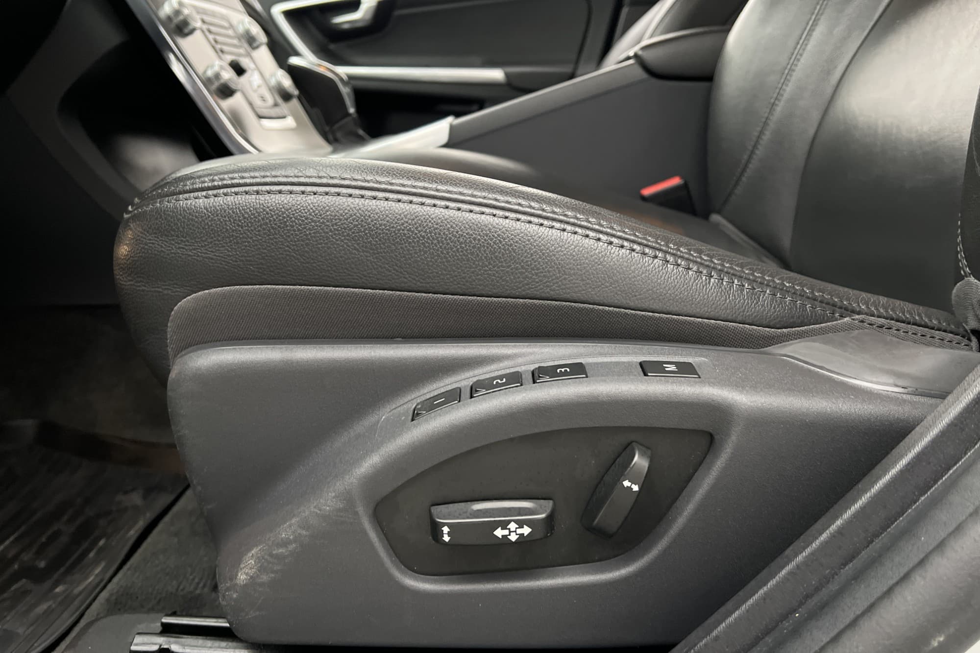 Volvo V60 D4 190hk Summum VOC Värmare Keyless 0,44L/mil