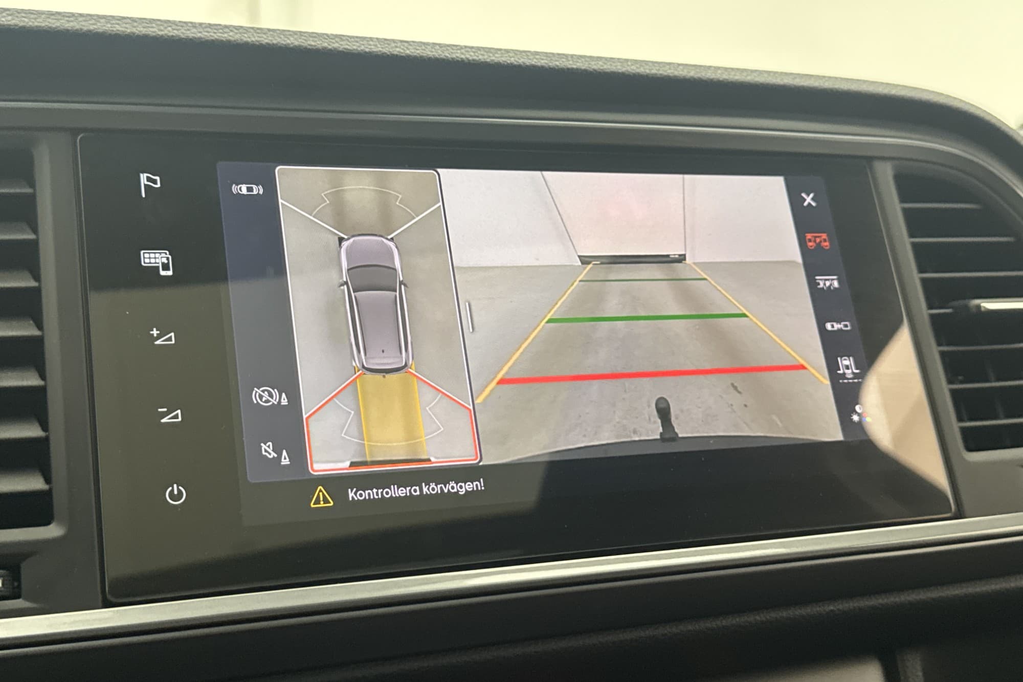CUPRA Ateca TSI 4Drive Pano Beats Cockpit 360 Skinn GPS Drag