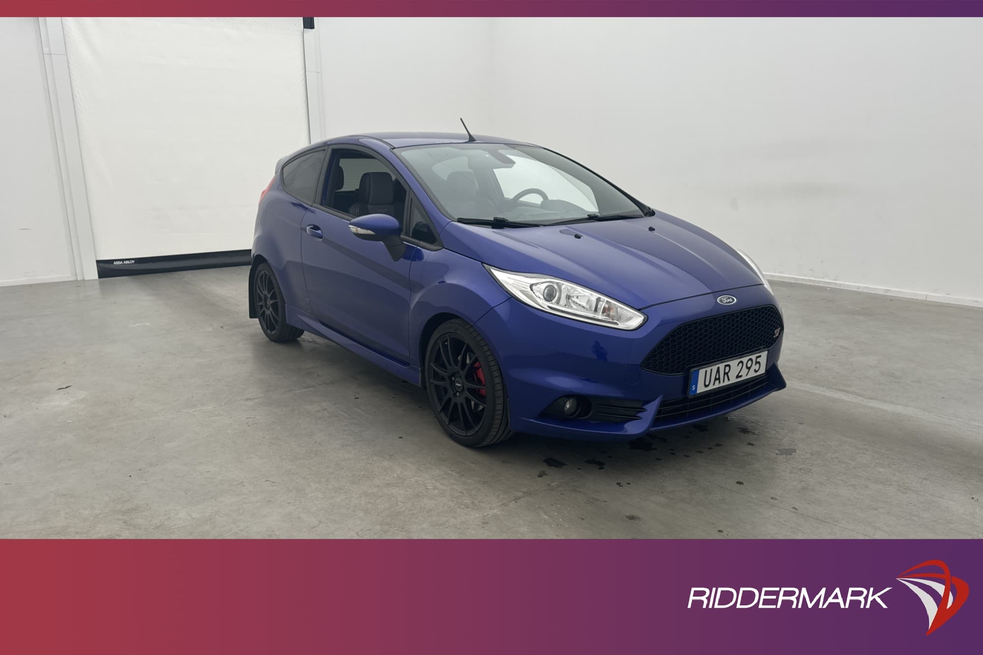Ford Fiesta ST 3-dörrar 182hk ST-2 Recaro Halvskinn Nyservad