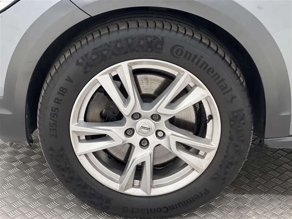 Volvo V90 Cross Country D4 AWD D-Värm VOC Drag 0,53l/milinteriör