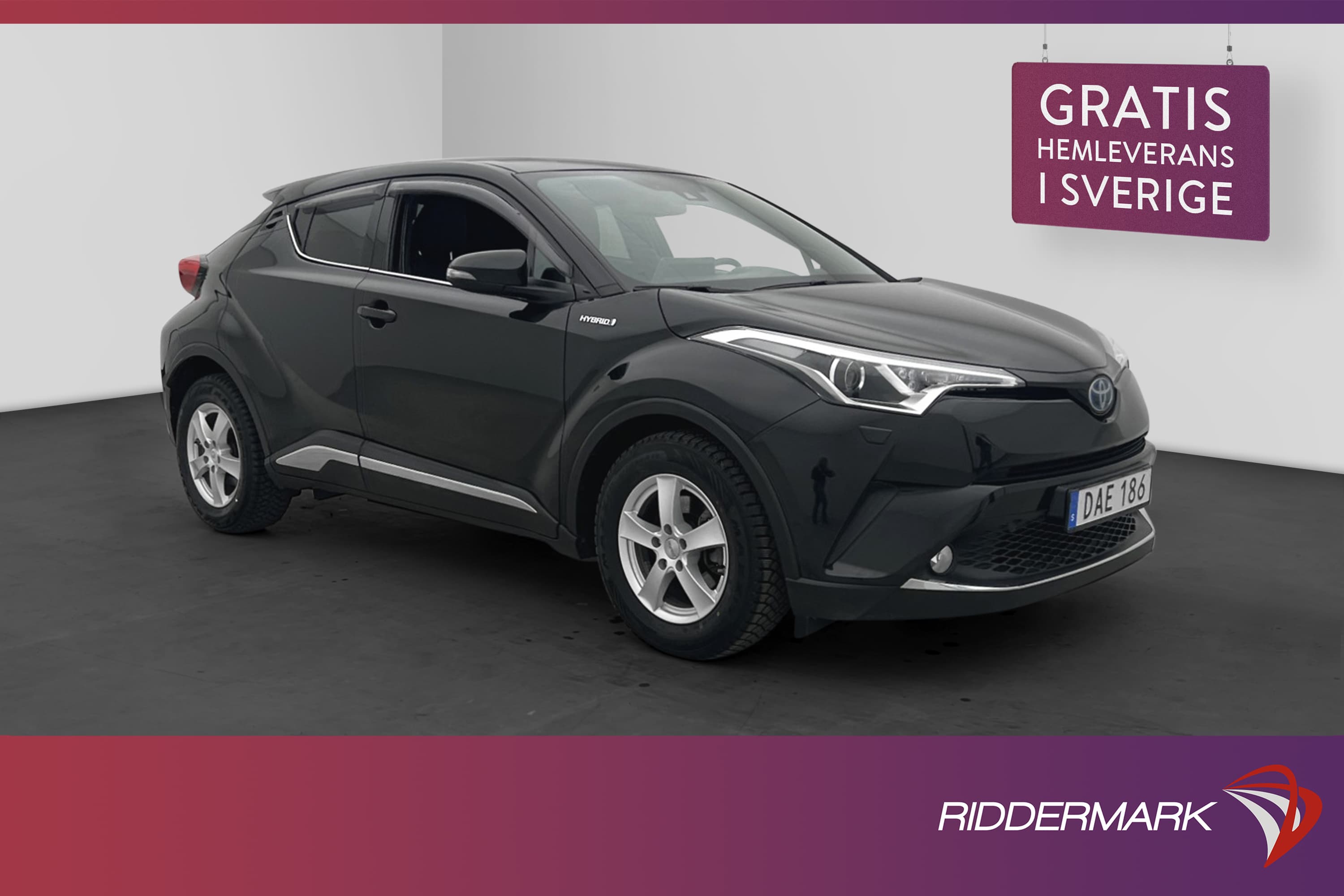 Toyota C-HR Hybrid 122hk