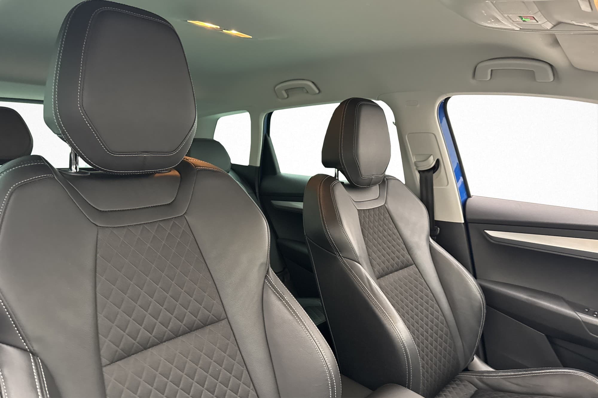 Škoda Karoq 1.0 TSI 115hk Carplay 1 Brukare