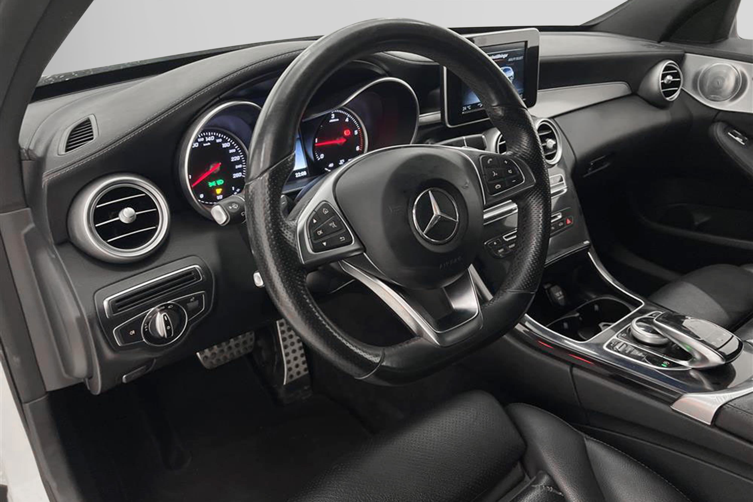 Mercedes-Benz C 250 AMG 204hk 4MATIC Skinn Burmester Draginteriör
