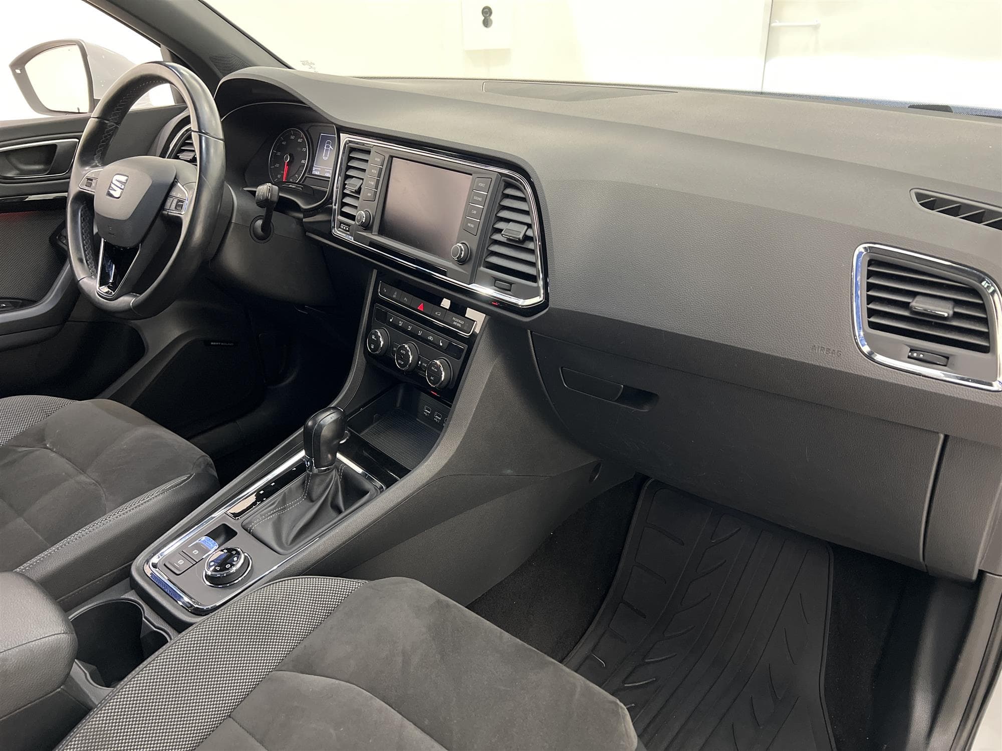 SEAT Ateca 1.4 TSI 4Drive 140hk  Drag B-Kam Carplay Adaptiv