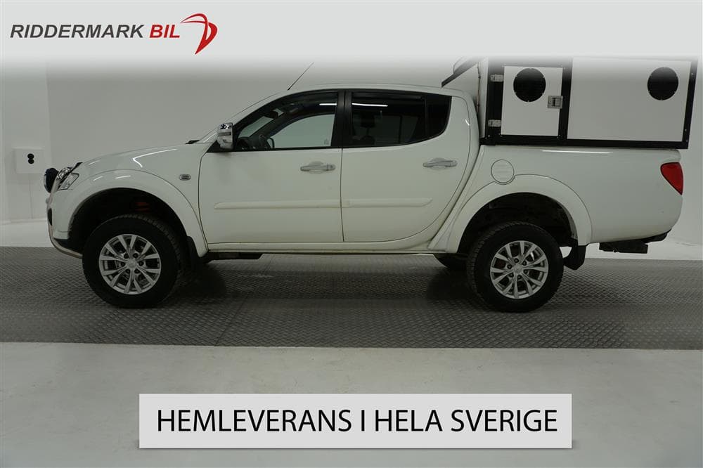 Mitsubishi L200 2.5 Aut 4x4 Business Hundkåpa M-värmare