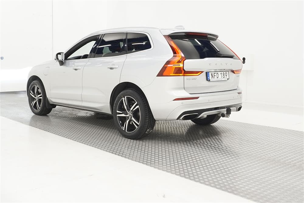 Volvo XC60 T8 AWD TwEn 407hk R-Design Pano Drag Backkameraexteriör