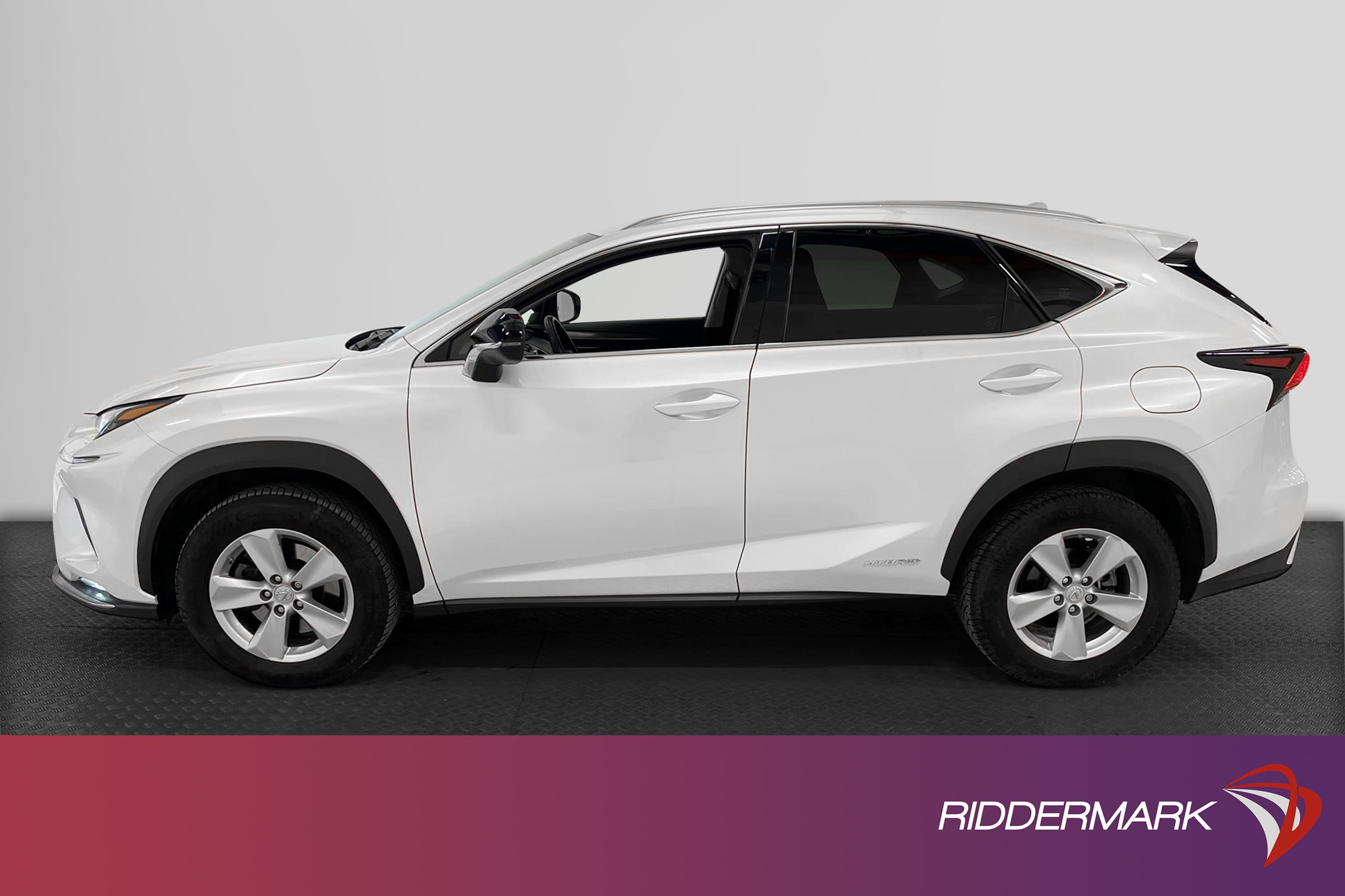 Lexus NX 300h AWD 197hk