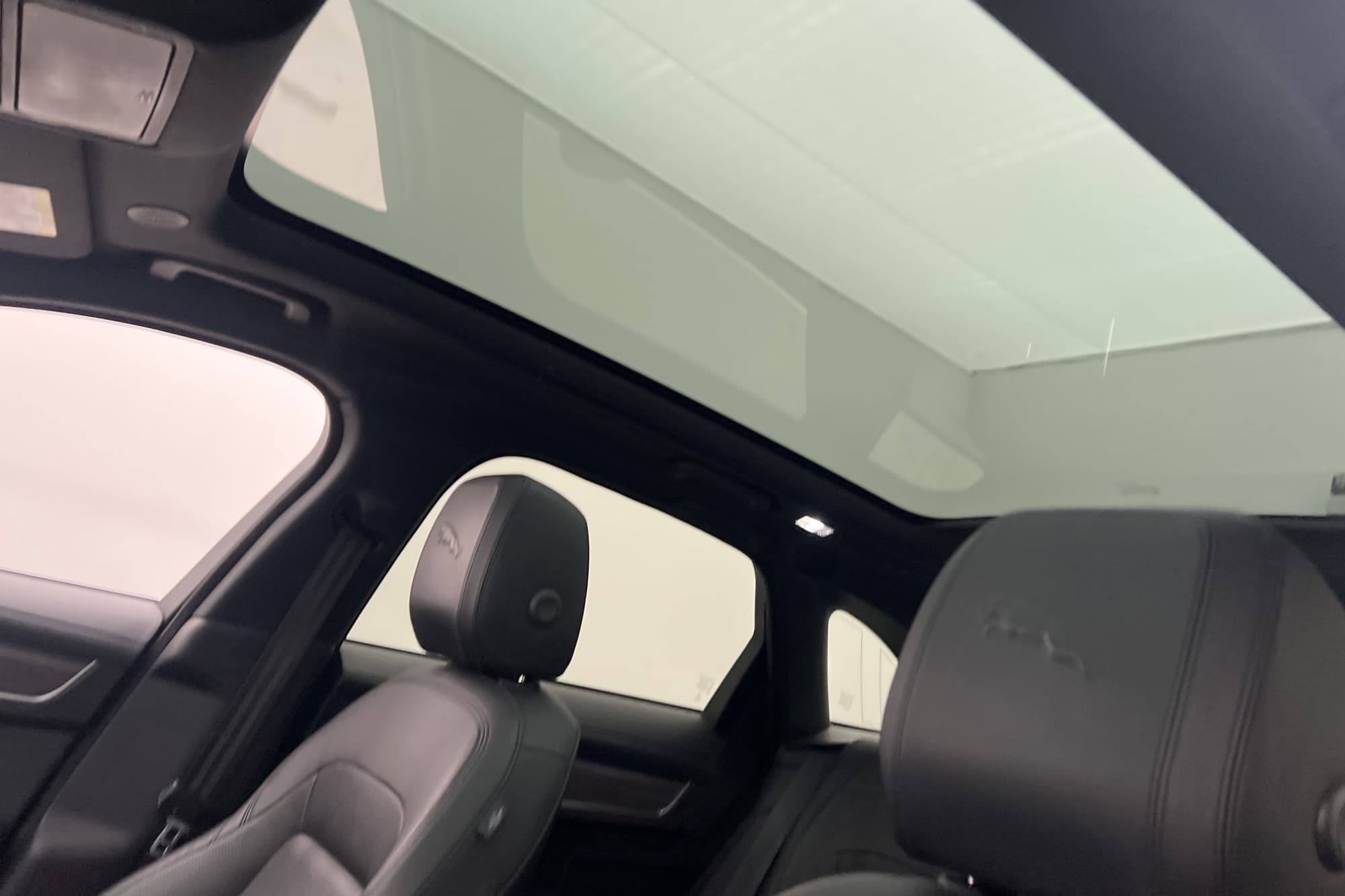 Jaguar F-Pace D200 MHEV Signature Navi 360° Panorama CarPlay