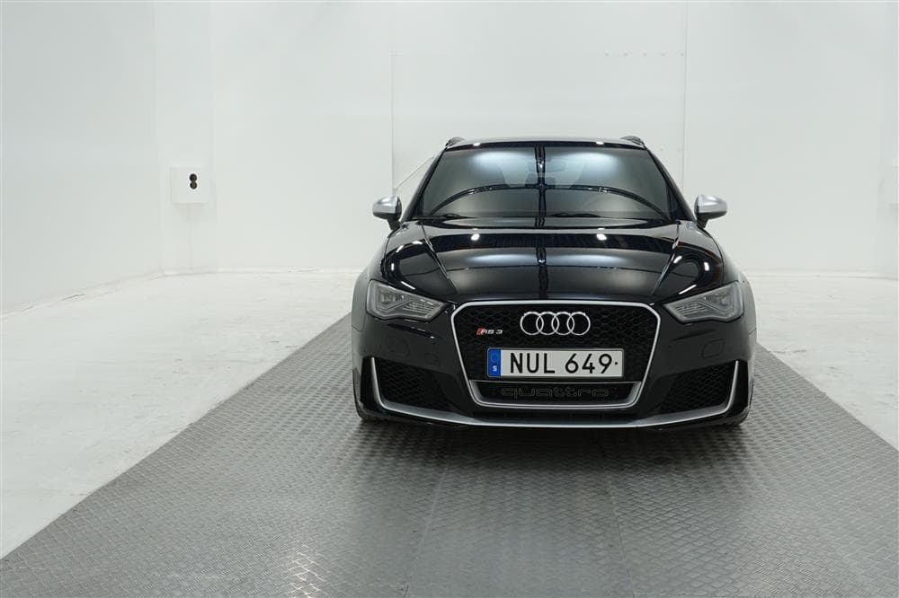 Audi RS3 2.5 TFSI Sportback Quattro Milltek