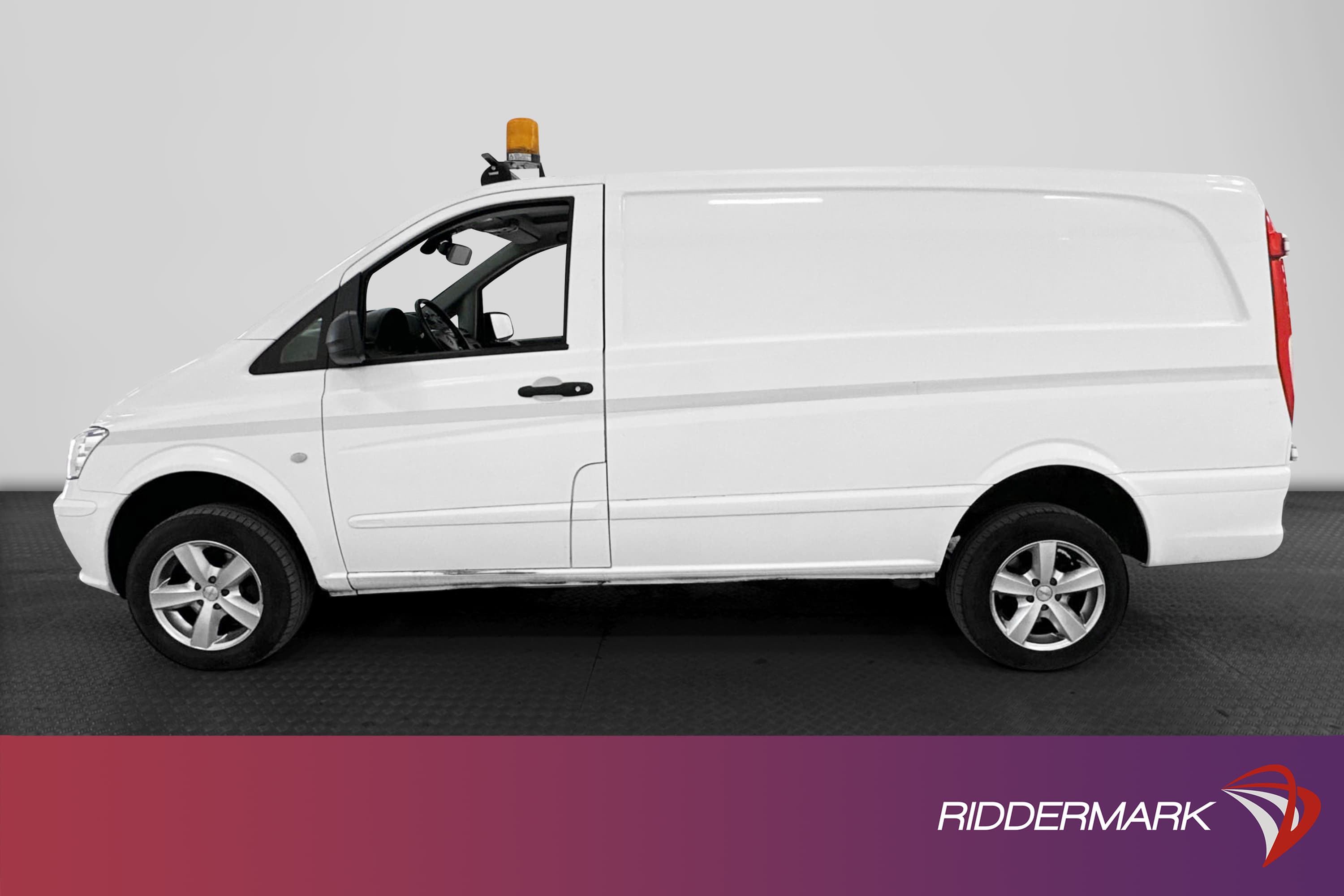Mercedes-Benz Vito 113CDI Automat 4MATIC V-inredd Dragkrok