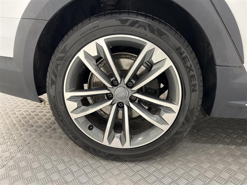 Audi A4 Allroad 2.0 TDI Quattro D-Värm Cockpit Navi Matrixinteriör
