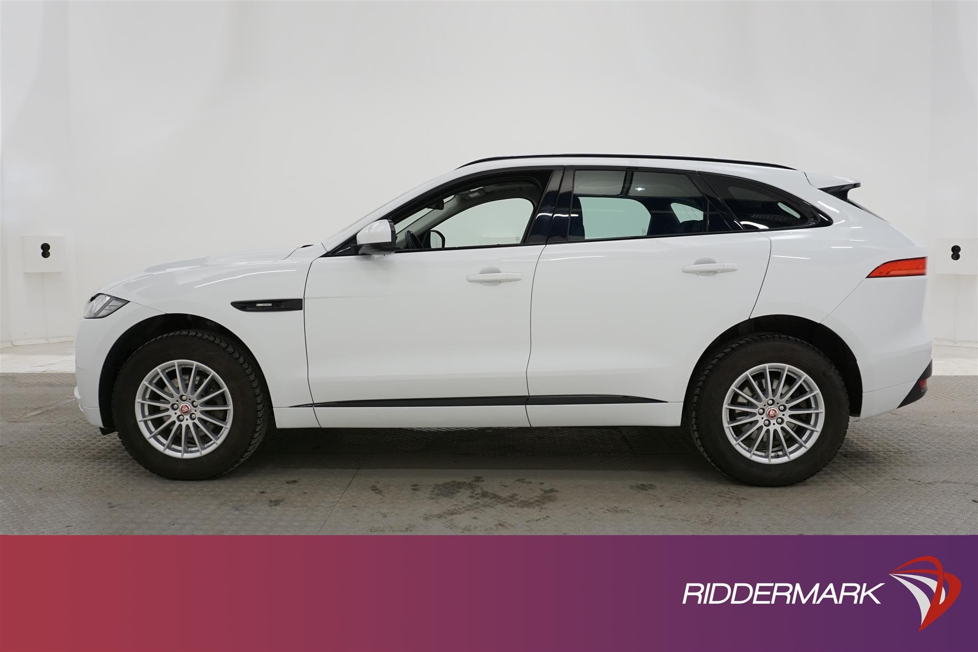 Jaguar F-Pace AWD 240hk