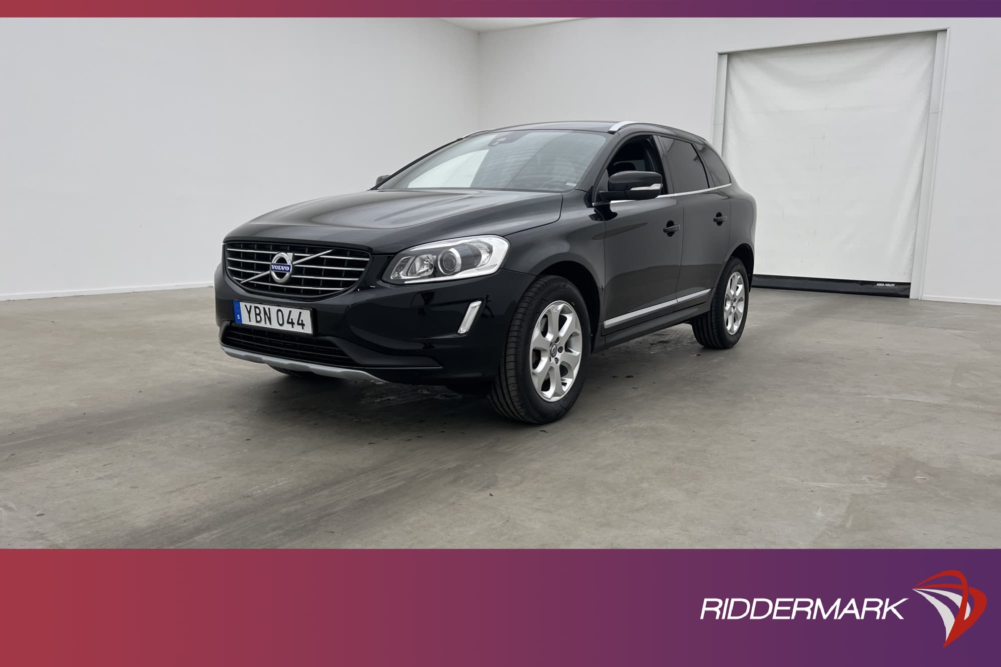 Volvo XC60 D4 AWD Summum VOC Värm Sensorer Skinn Rattvärme