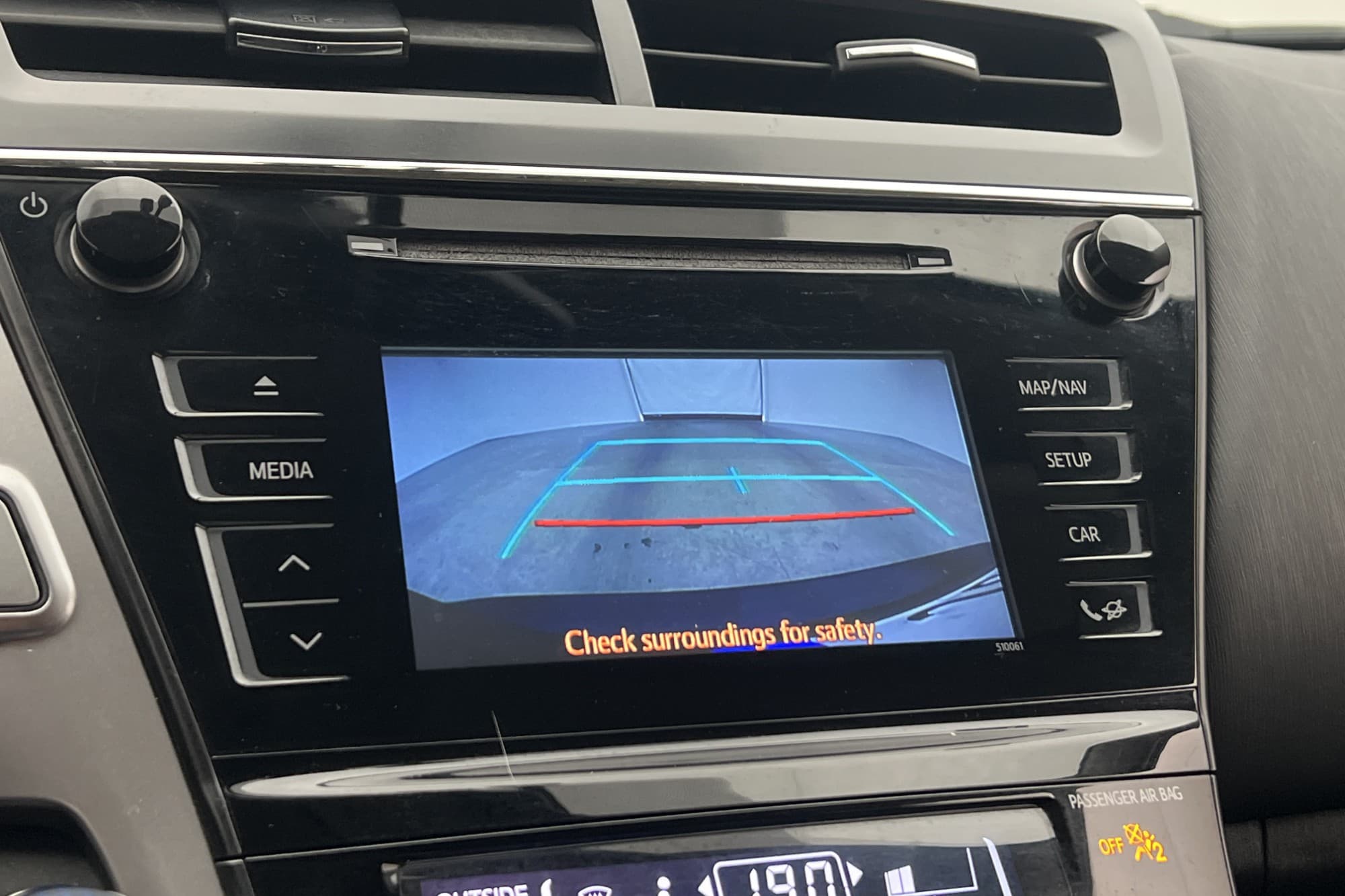 Toyota Prius+ Hybrid 136hk HUD Kamera Skinn Farthållare