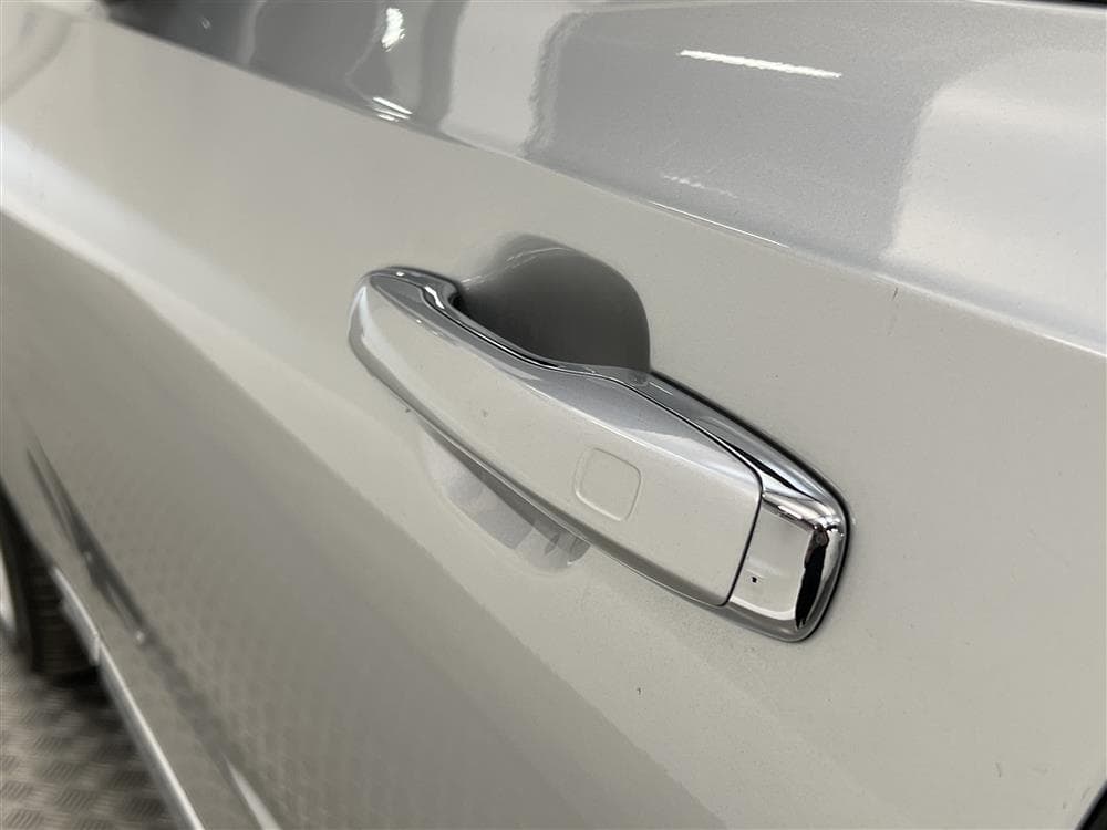 Volvo V90 D5 AWD Inscription VOC Pano B&W 360° HUD 0,49L/Mil