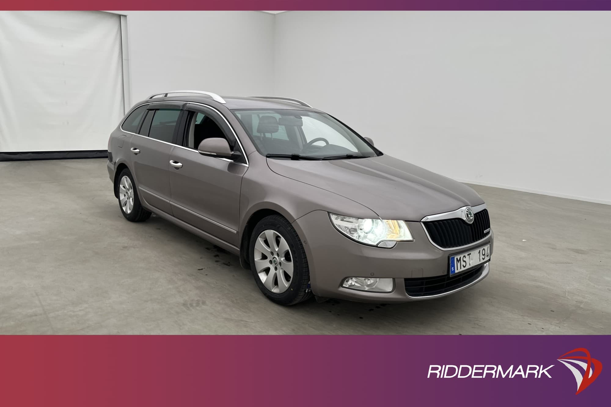 Skoda Superb Kombi 1.6 TDI 105hk