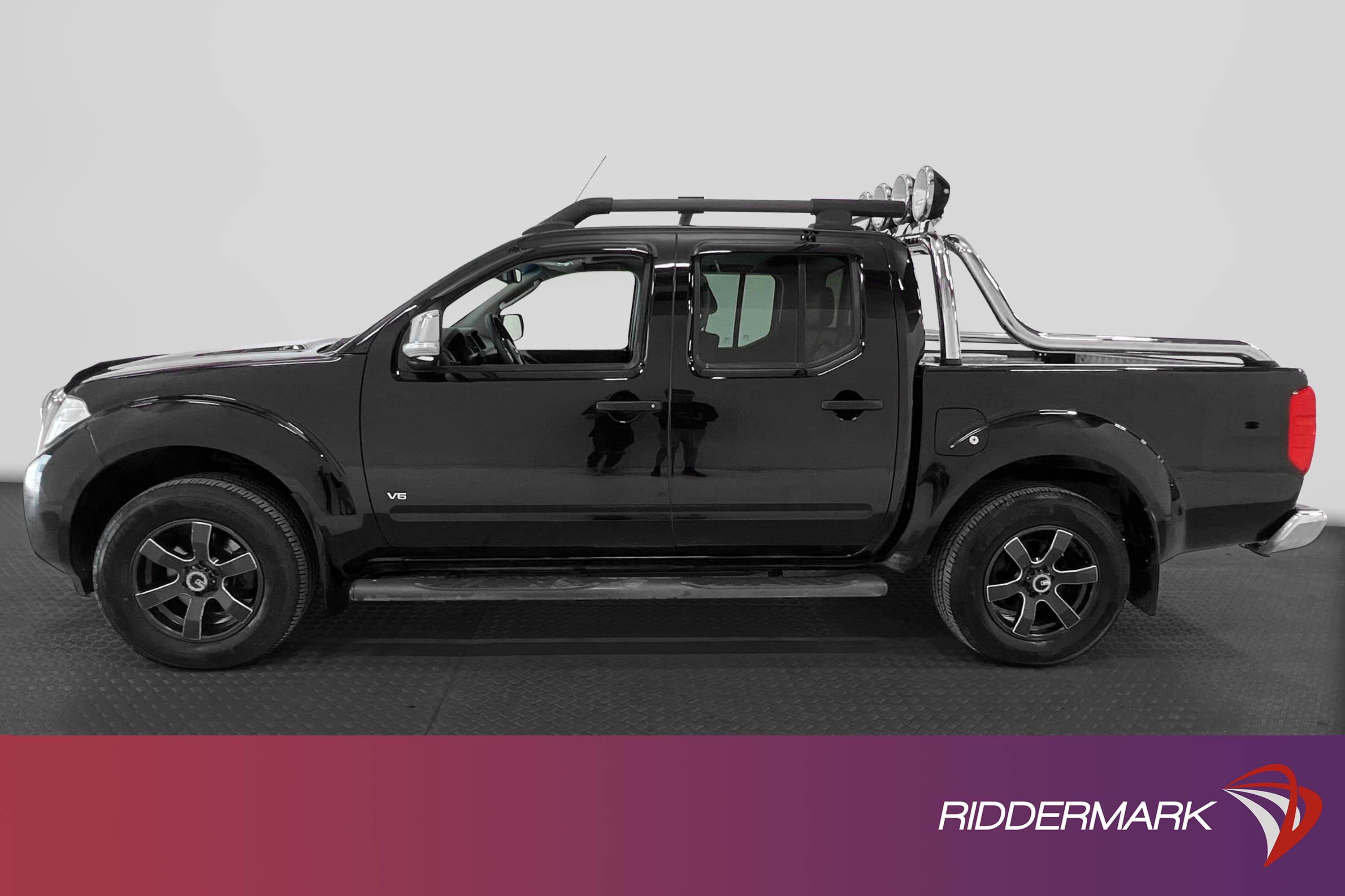 Nissan Navara 3.0 dCi V6 231hk Bose Skinn Taklucka Drag