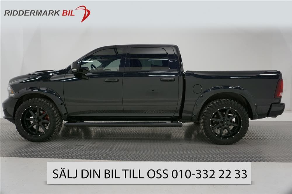 Dodge Ram Sport 5.7 V8 4WD 401hk Luftfjädring Breddare Moms