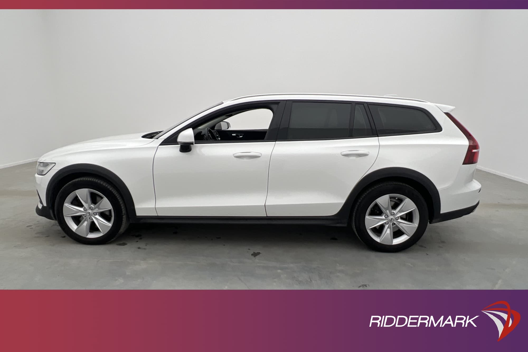 Volvo V60 Cross Country D4 AWD