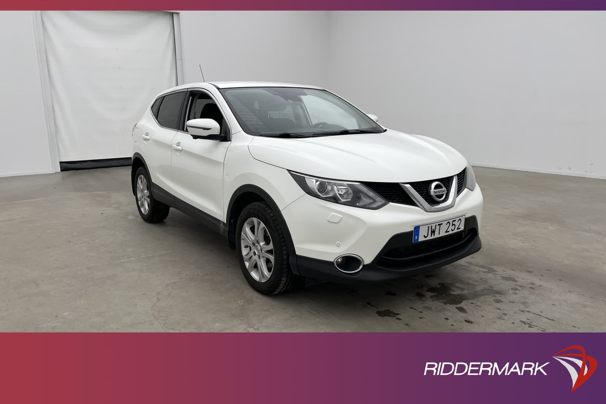 Nissan Qashqai 1.2 DIG-T N-Connecta Värmare 360° GPS Keyless