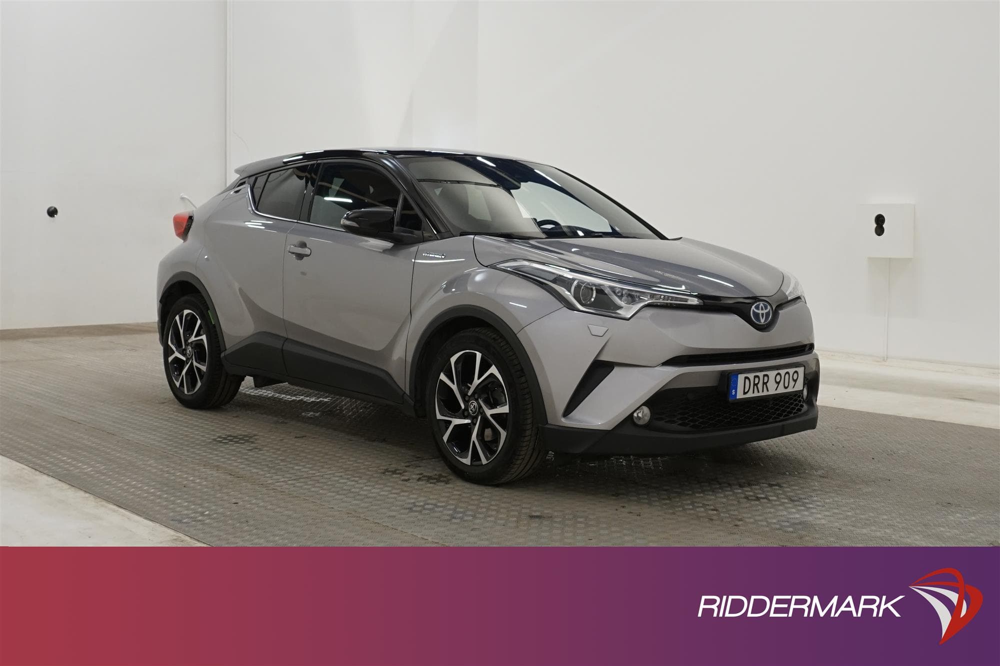 Toyota C-HR Hybrid 122hk JBL