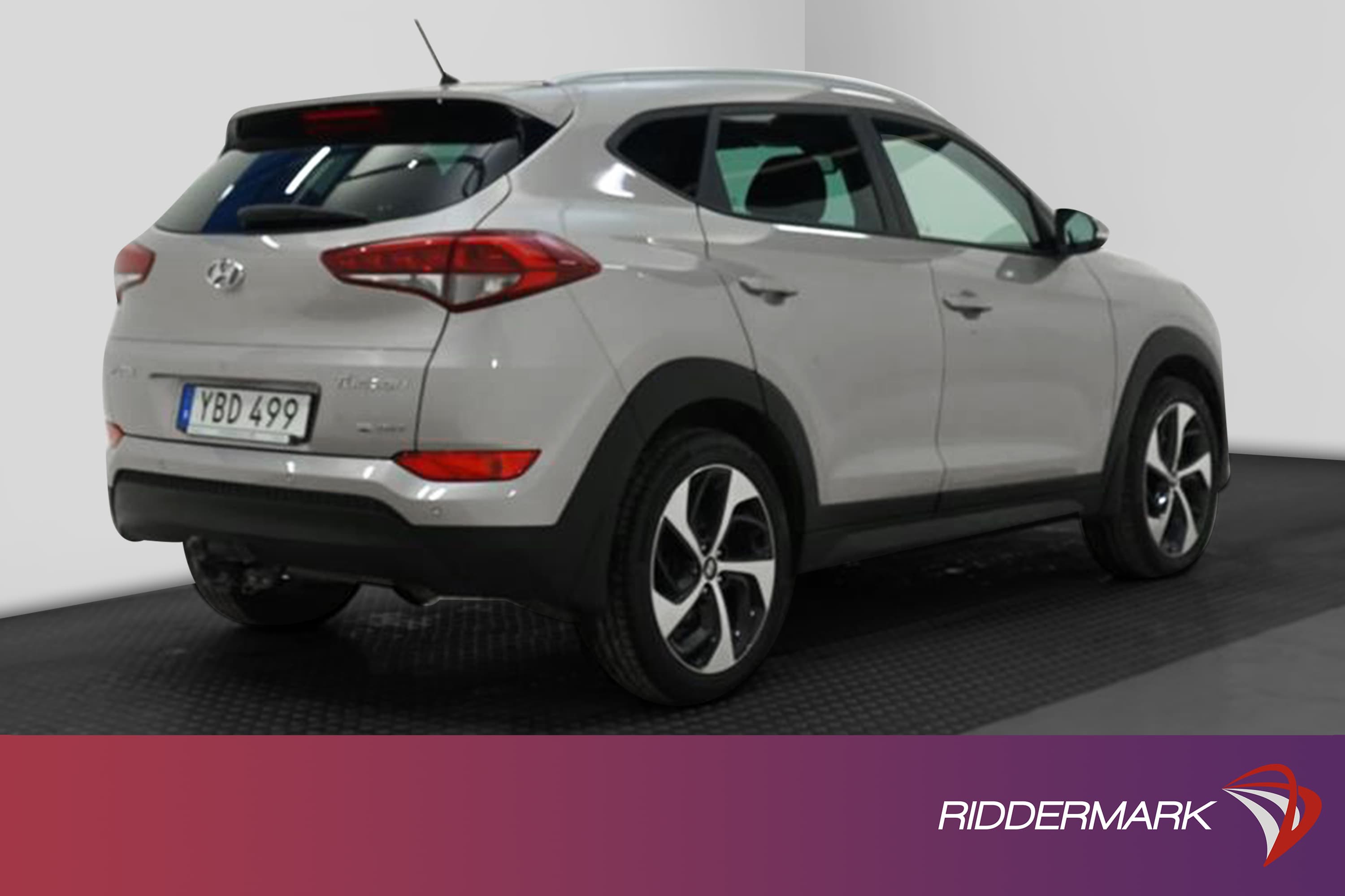 Hyundai Tucson 1.6T 4WD 177hk P-sensor Rattvärme Dragexteriör