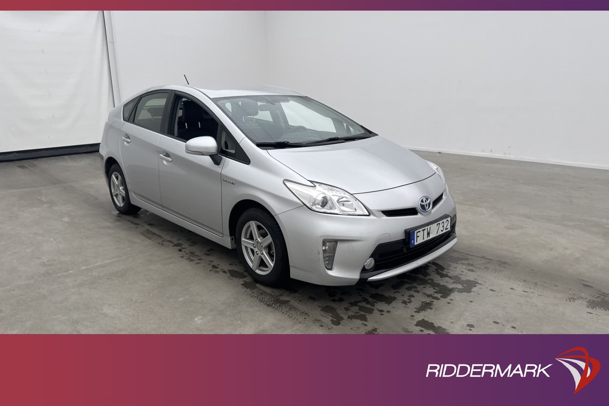 Toyota Prius Hybrid CVT 136hk