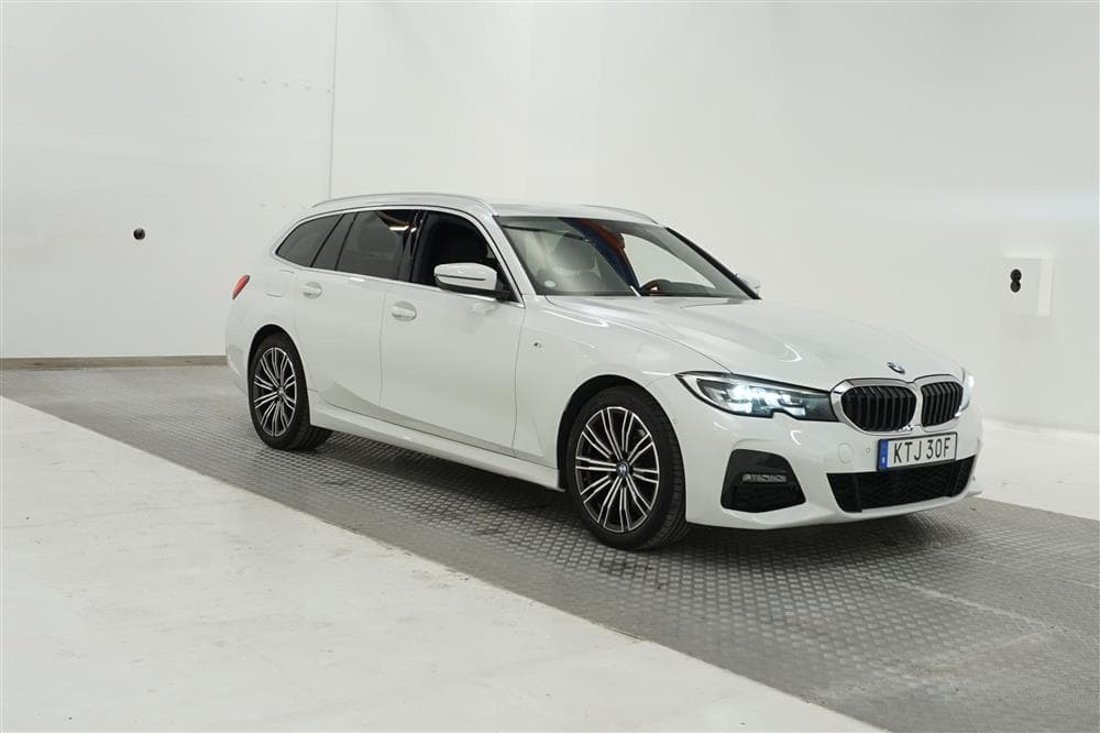 BMW 320d xDrive Touring, G21 190hk