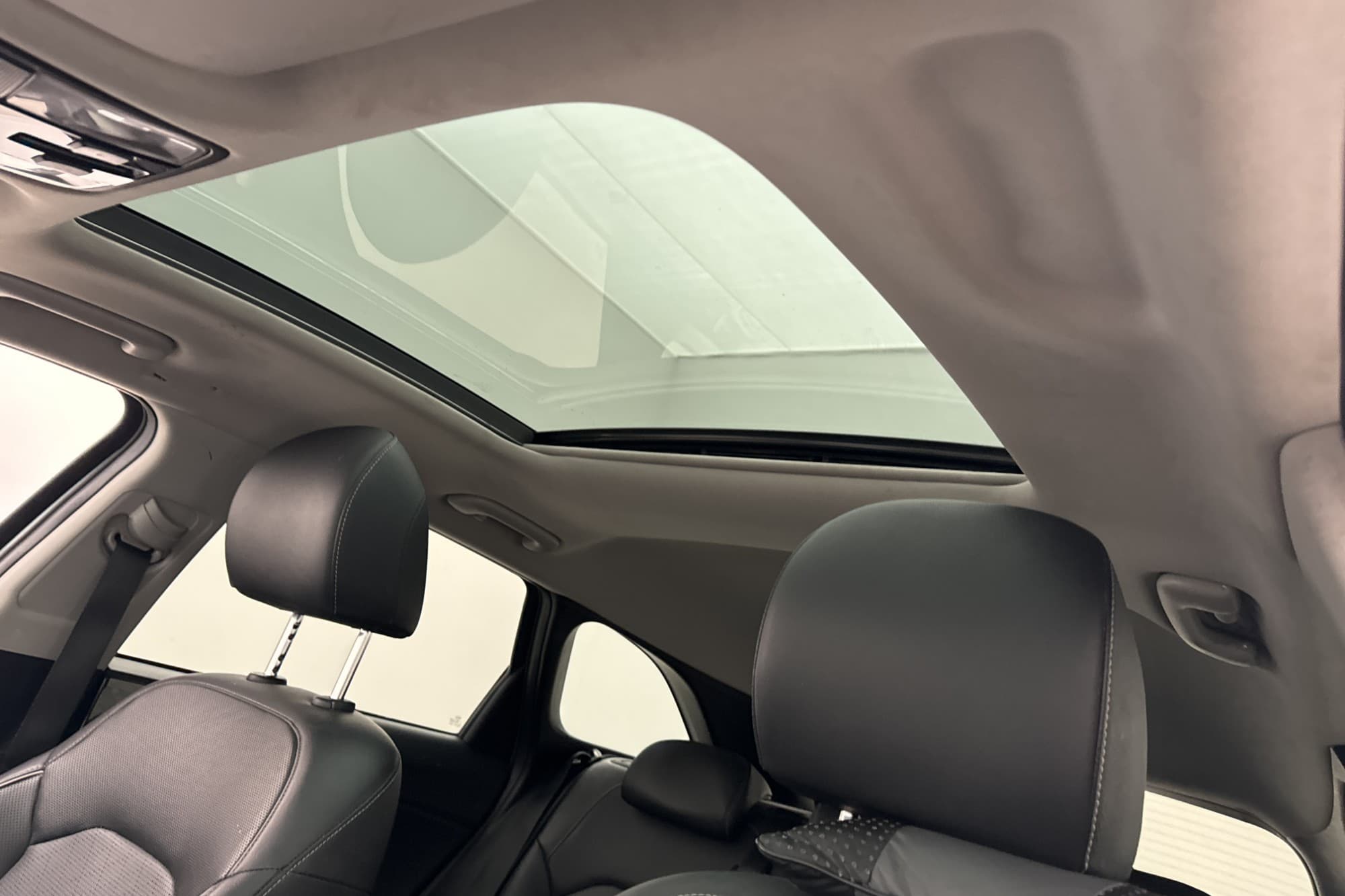Kia Ceed SW Plug-in 141hk Advance Plus 2 Pano Kamera Navi