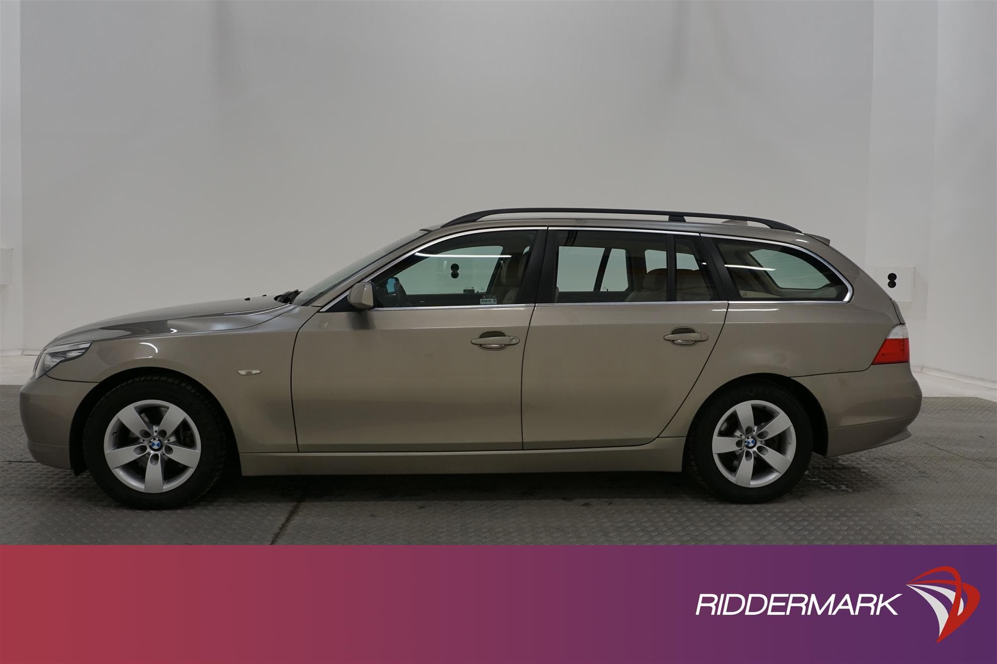 BMW 525i Touring 218 hk