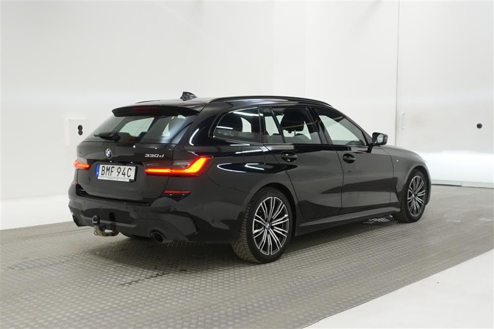 BMW 330d xDrive 265hk M-Sport Innovation Pano H/K Värmare