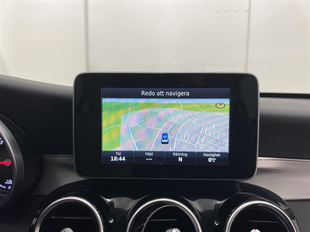 Mercedes-Benz C 350e 279hk Burmester Värmare Kamera Drag 