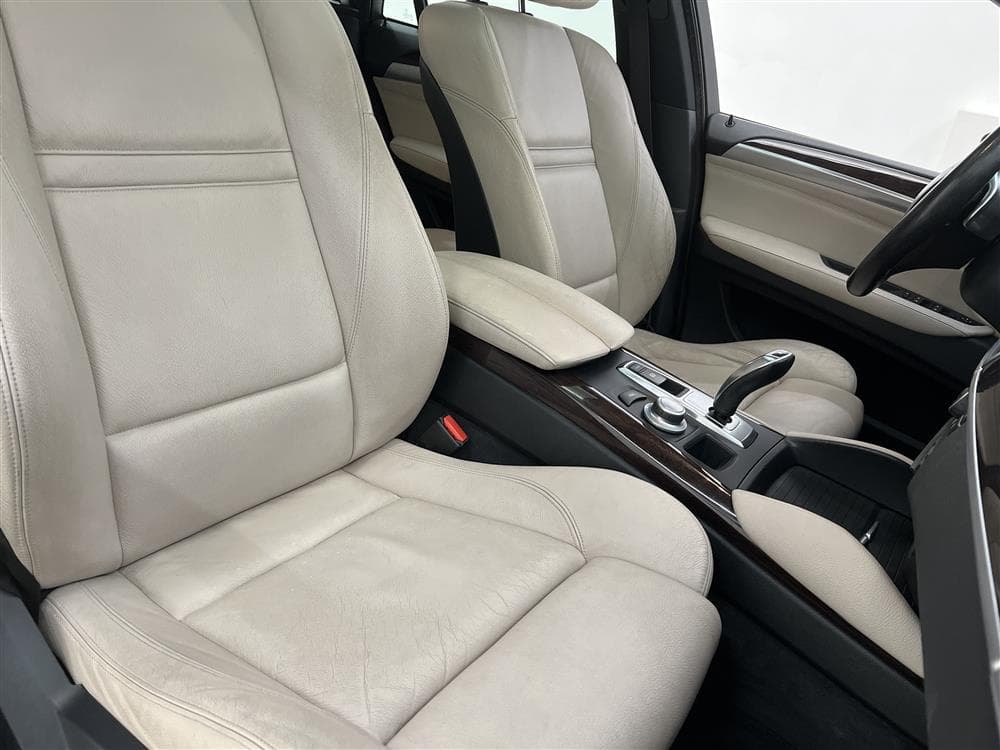 BMW X6 30d E71 235hk Skinn HuD T-lucka B-kam Drag Nyservadinteriör