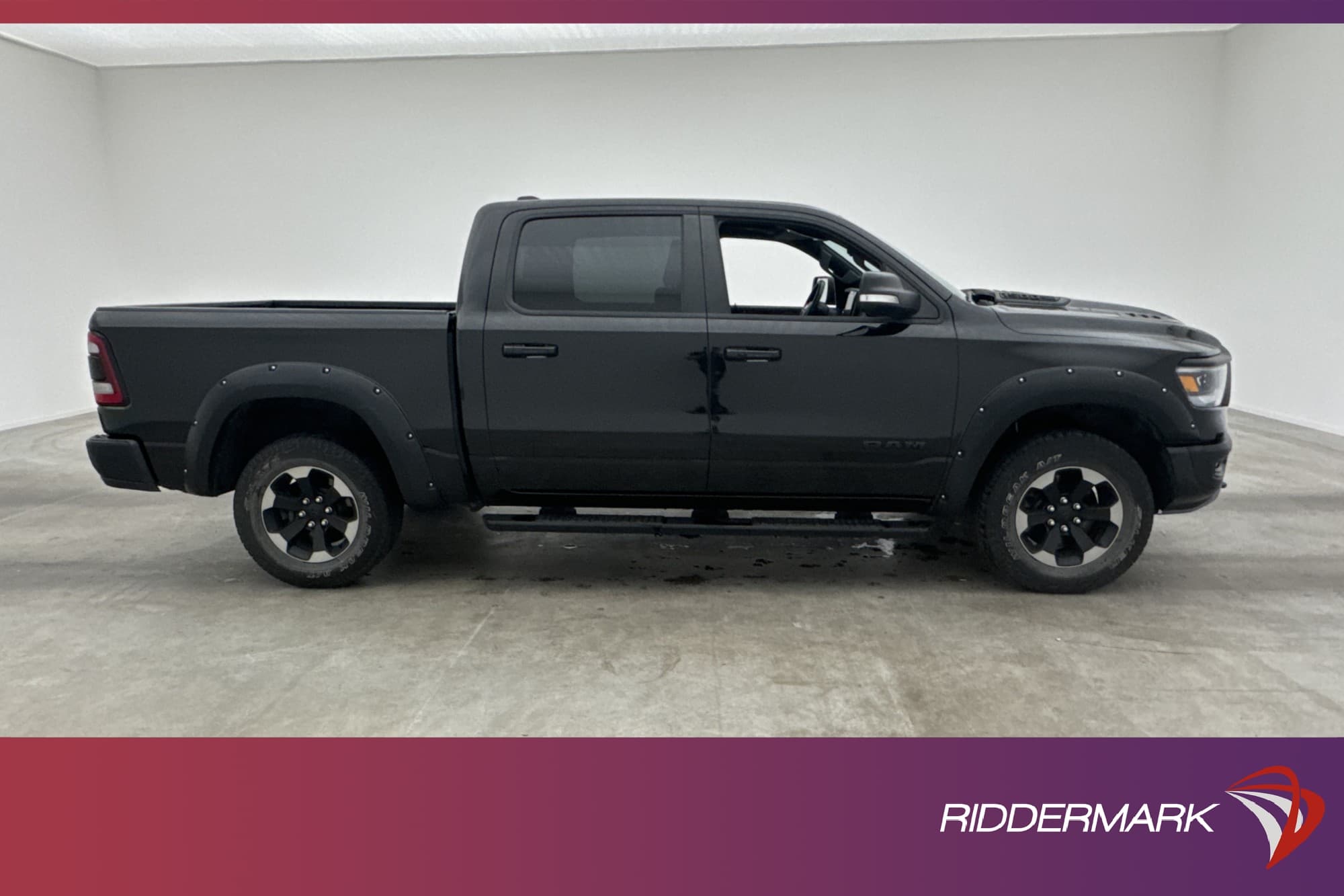 Dodge RAM Rebel Night 5.7 4x4