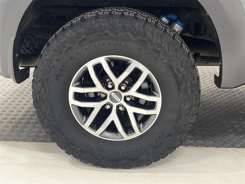 Ford F150 Raptor 456Hk Panorama B&O Navi Drag Moms interiör