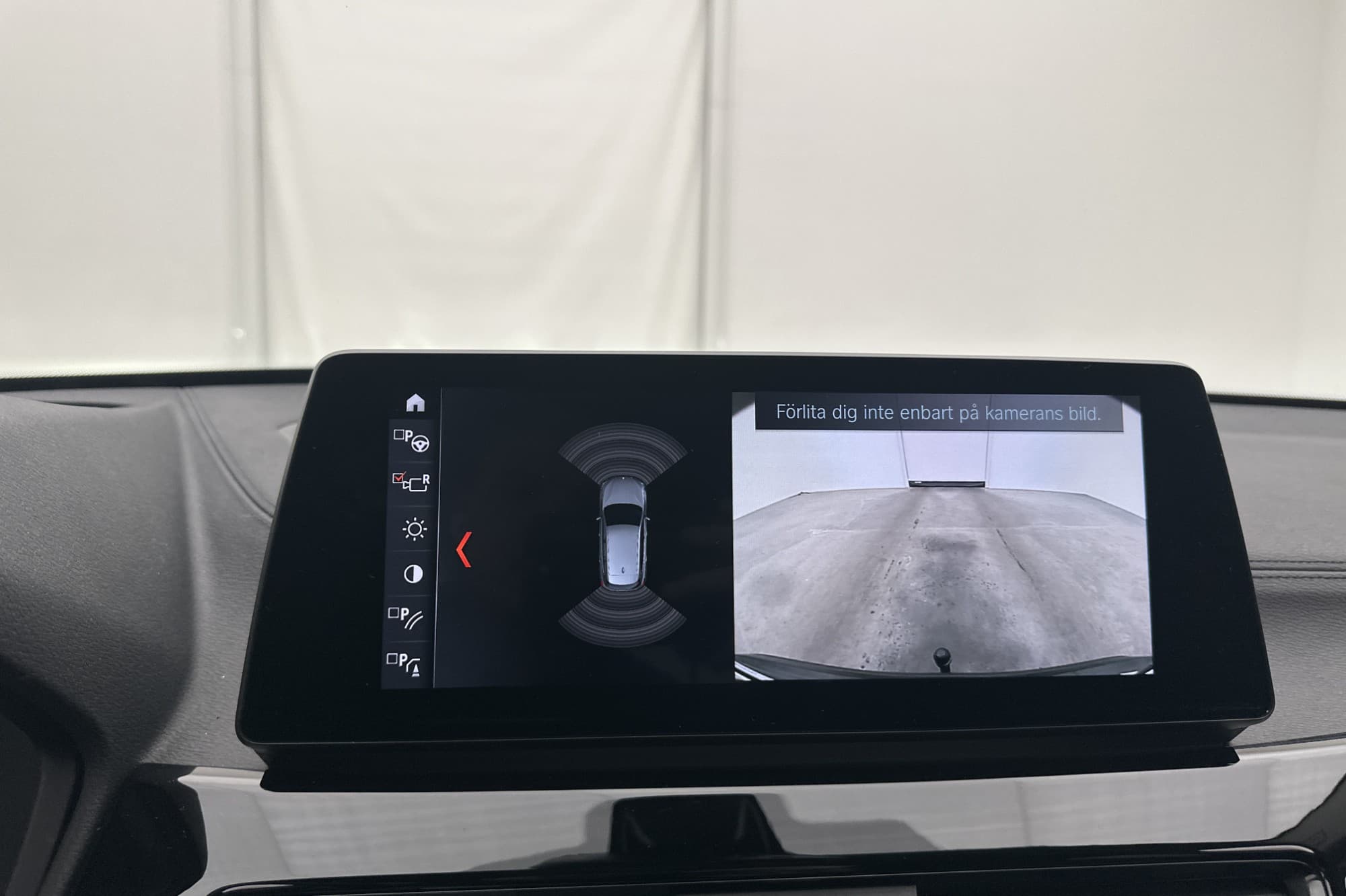 BMW X1 xDrive25e 220hk Sport line HiFi HUD Kamera Drag MOMS