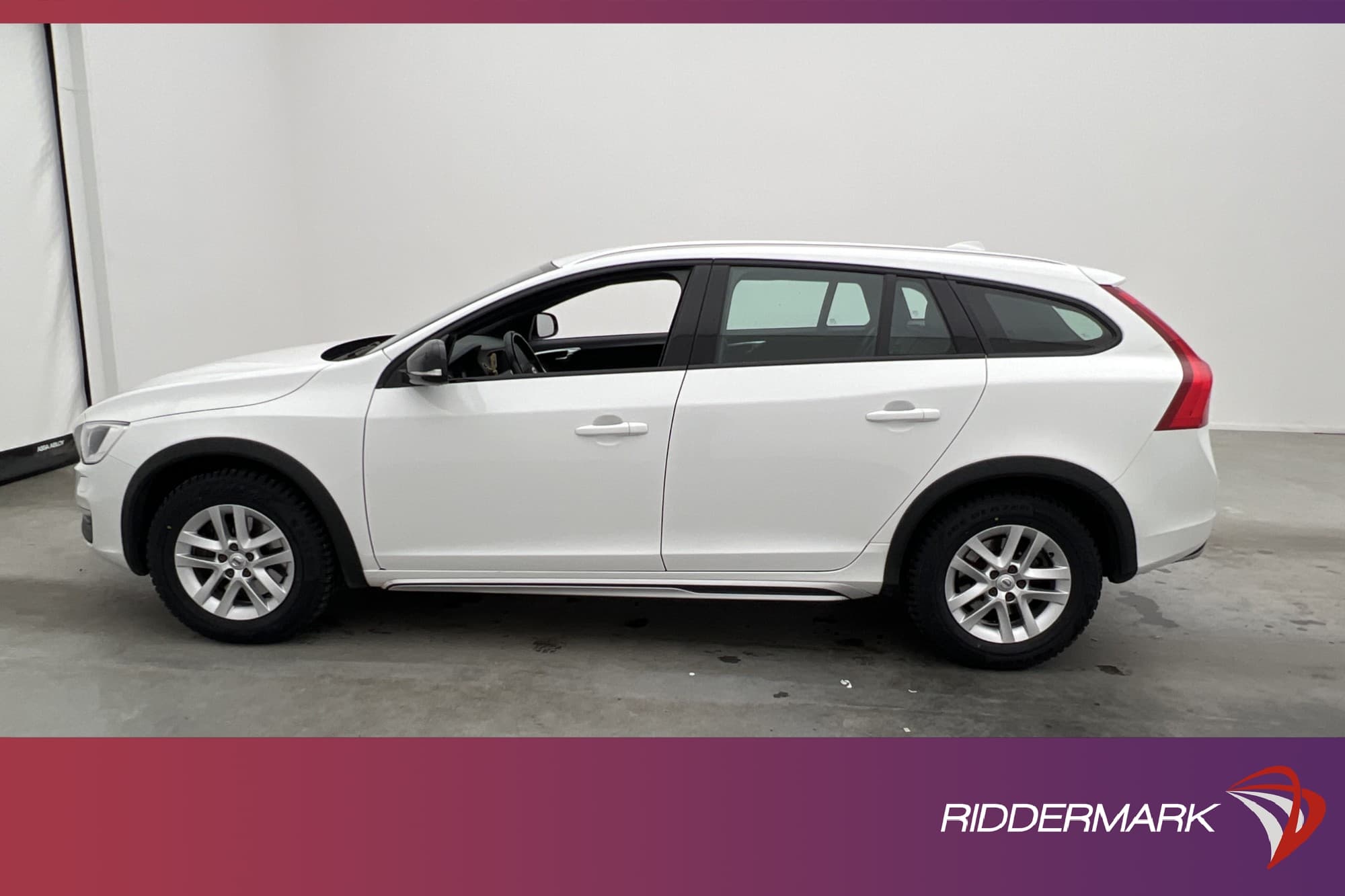 Volvo V60 Cross Country D4 AWD Classic Summum